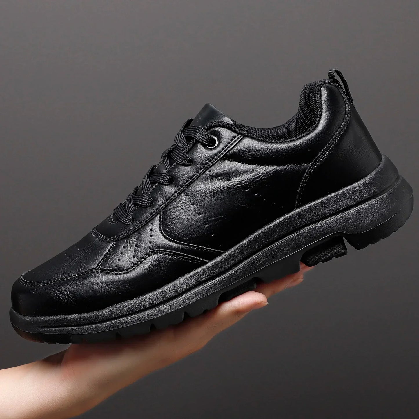 Leo Classic shoes